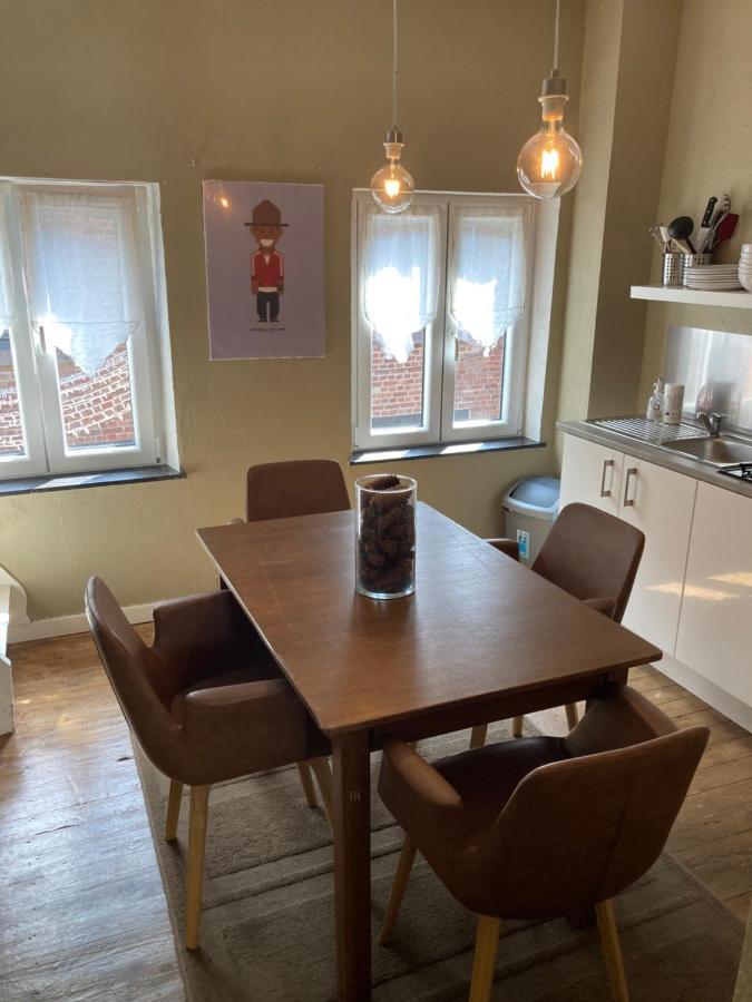 דורבורי Studio Et Appartement La Tete En L'Air מראה חיצוני תמונה