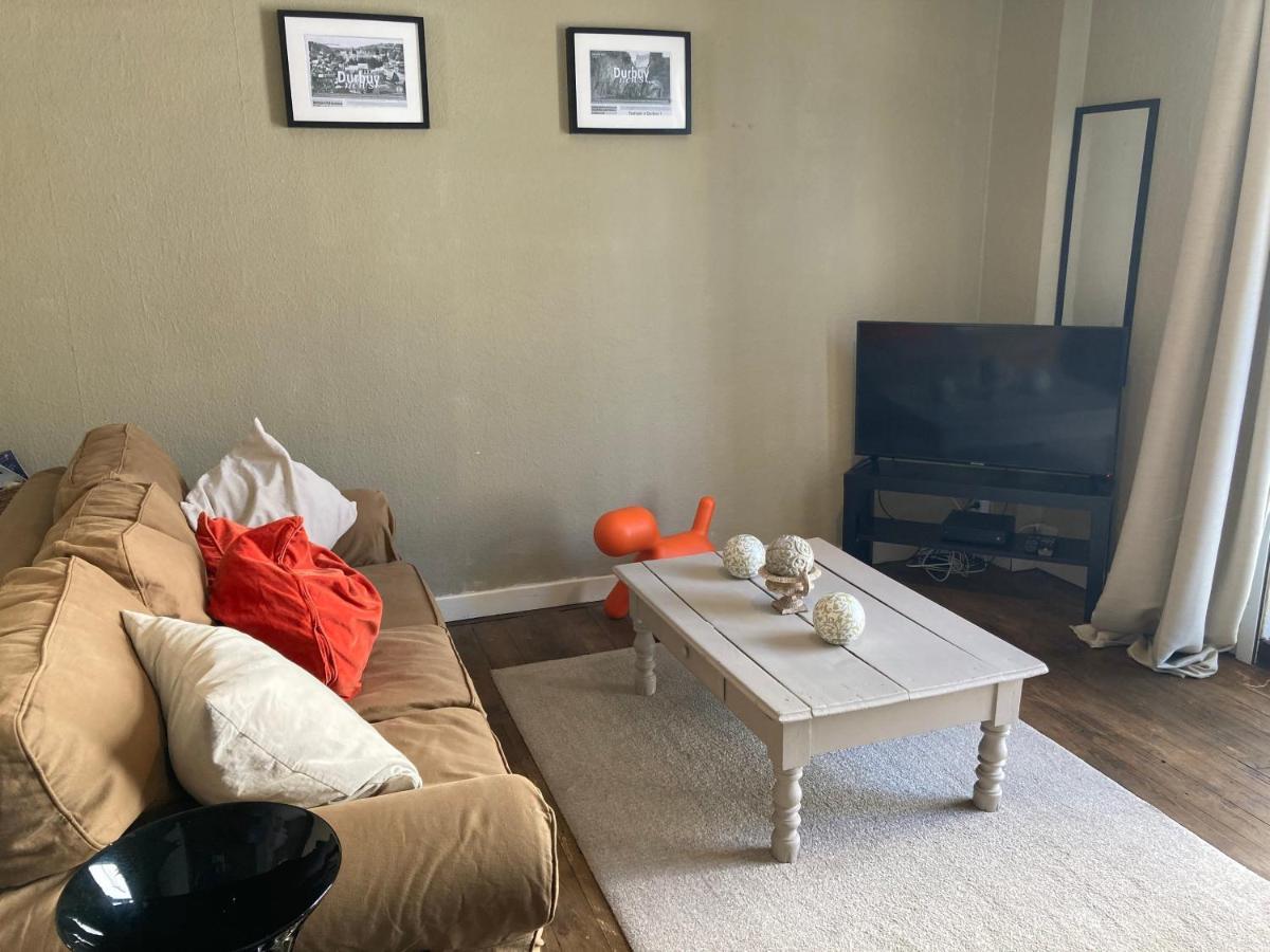 דורבורי Studio Et Appartement La Tete En L'Air מראה חיצוני תמונה